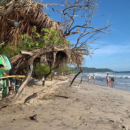 Shark Town Mal Pais Apartment Playa Santa Teresa  Exterior photo